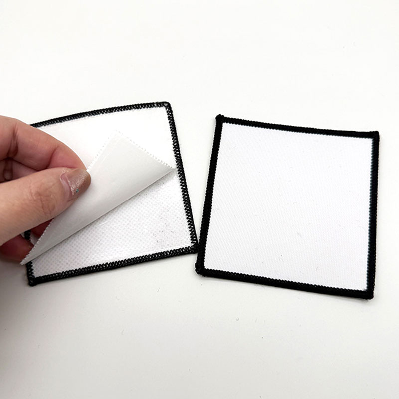 2 1/2 'x 2 1/2' Vải thăng hoa hình vuông Merrow Patch có chất kết dính
