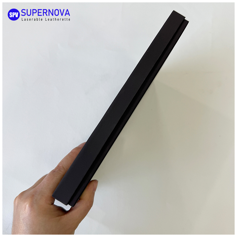 Hộp quà tặng giấy kraft vàng khắc laser